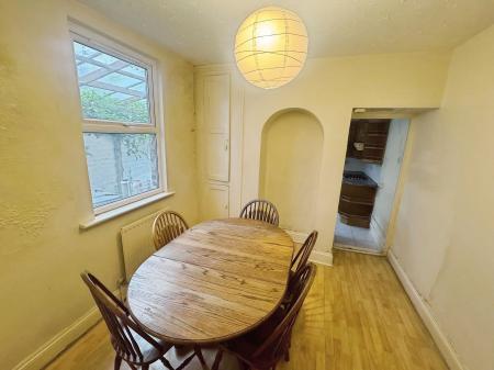 3 bedroom Terraced House for sale in Salisbury Street, Bedford, MK41