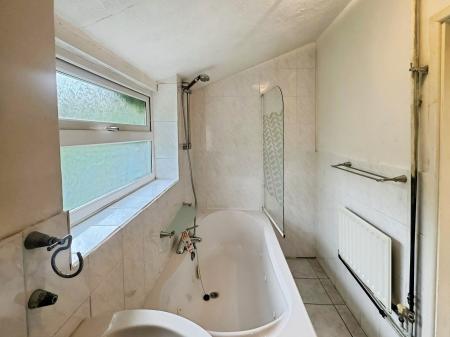 3 bedroom Terraced House for sale in Salisbury Street, Bedford, MK41