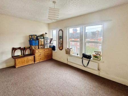 3 bedroom Terraced House for sale in Salisbury Street, Bedford, MK41