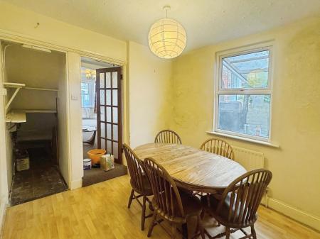 3 bedroom Terraced House for sale in Salisbury Street, Bedford, MK41