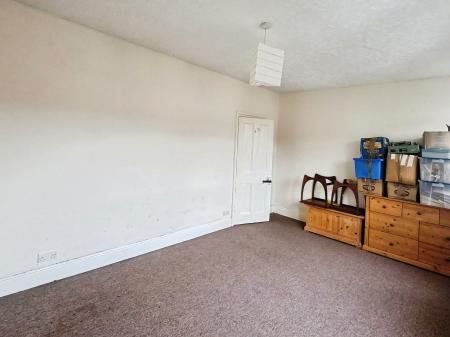 3 bedroom Terraced House for sale in Salisbury Street, Bedford, MK41
