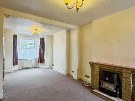 3 bedroom Terraced House for sale in Salisbury Street, Bedford, MK41