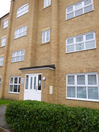 Crowe Road, Bedford, MK40