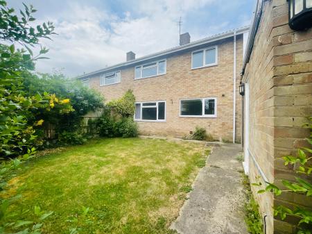 3 bedroom Semi-detached house for sale in Brickhill Drive, Bedford, MK41