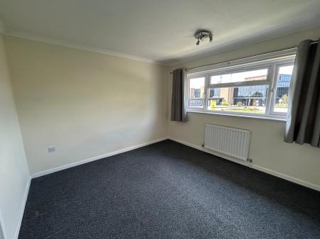 3 bedroom Semi-detached house for sale in Brickhill Drive, Bedford, MK41