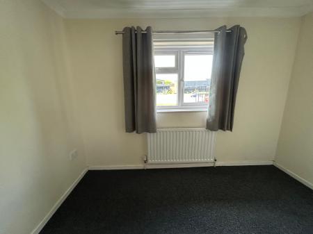3 bedroom Semi-detached house for sale in Brickhill Drive, Bedford, MK41