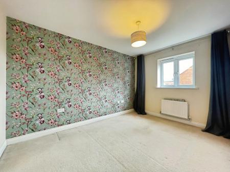 3 bedroom Semi-detached house to let in Cantley Road, Great Denham, MK40