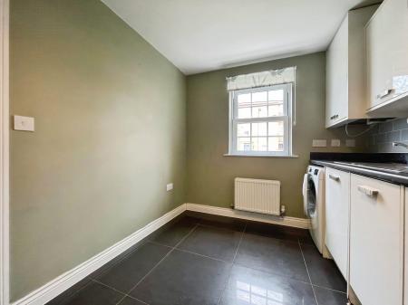 3 bedroom Semi-detached house to let in Cantley Road, Great Denham, MK40