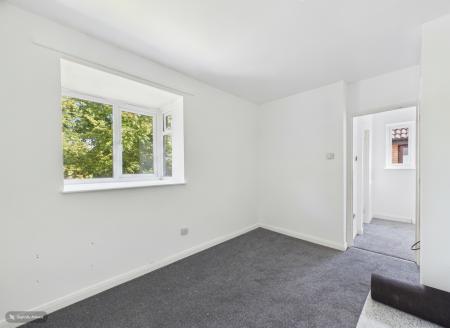 1 bedroom Terraced House for sale in Lynmouth Crescent, Milton Keynes