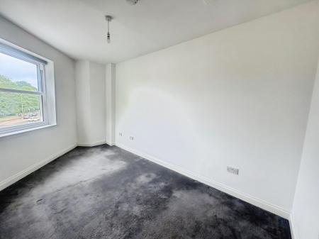 1 bedroom Flat to let in Kingsway, Bedford, MK42