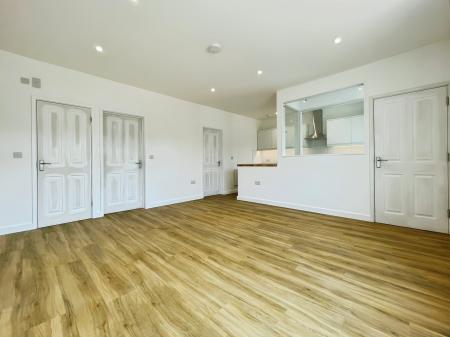 2 bedroom Maisonette to let in Tavistock Street, Bedford, MK40