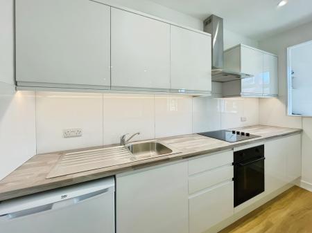 2 bedroom Maisonette to let in Tavistock Street, Bedford, MK40