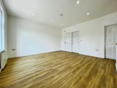 2 bedroom Maisonette to let in Tavistock Street, Bedford, MK40