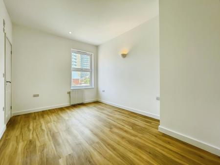 2 bedroom Maisonette to let in Tavistock Street, Bedford, MK40
