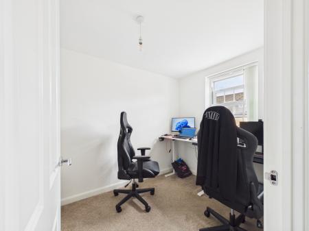 3 bedroom Terraced House for sale in Wilkinson Road, Bedford, MK42