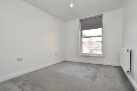 1 bedroom Flat to let in Kingsway, Bedford, MK42