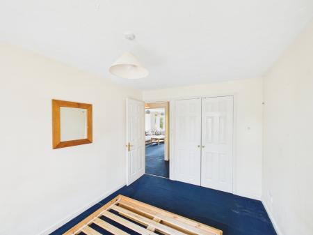 2 bedroom Flat to let in Acorn Way, Bedford, MK42