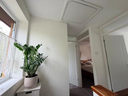 2 bedroom Terraced House for sale in Faraday Drive, MK5