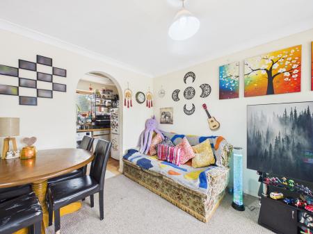 2 bedroom Terraced House for sale in Faraday Drive, MK5, Milton Keynes
