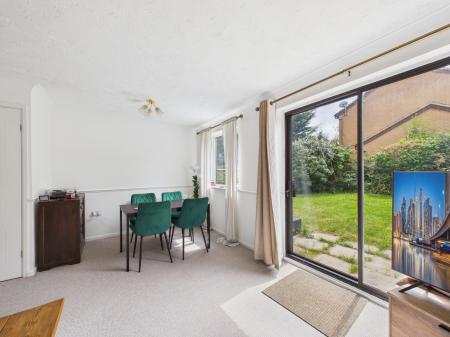 3 bedroom Semi-detached house for sale in Tallis Lane, Milton Keynes, MK7