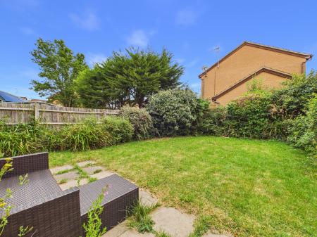 3 bedroom Semi-detached house for sale in Tallis Lane, Milton Keynes, MK7