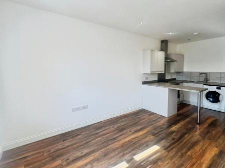 1 bedroom Flat to let in Kingsway, Bedford, MK42