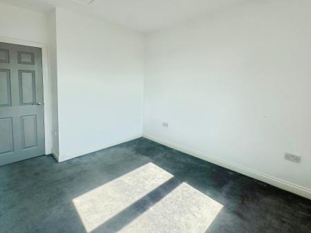 1 bedroom Flat to let in Kingsway, Bedford, MK42