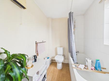 1 bedroom Semi-detached house for sale in Milecastle, Bancroft, MK13