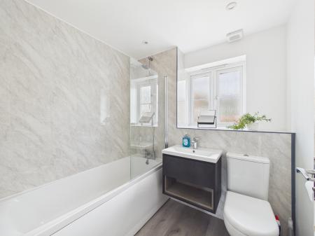 4 bedroom Semi-detached house for sale in Ashmead Road, Bedford, MK41 7