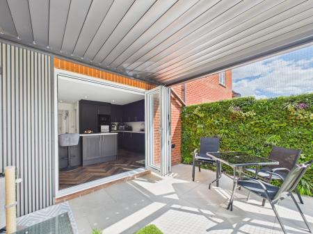 4 bedroom Semi-detached house for sale in Ashmead Road, Bedford, MK41 7
