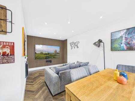 4 bedroom Semi-detached house for sale in Ashmead Road, Bedford, MK41 7