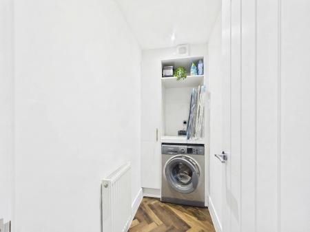 4 bedroom Semi-detached house for sale in Ashmead Road, Bedford, MK41 7