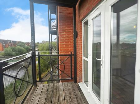 1 bedroom Flat to let in Palgrave Road, Bedford, MK42