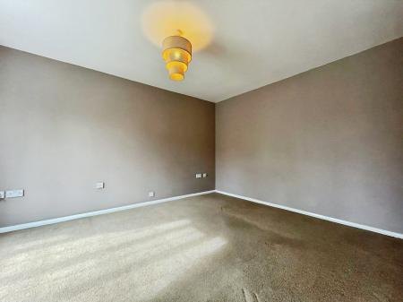 4 bedroom Detached house to let in Shorts Avenue, Shortstown, MK42