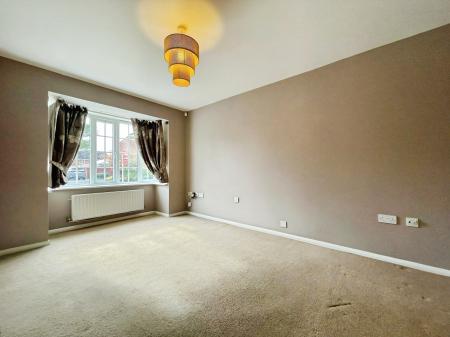 4 bedroom Detached house to let in Shorts Avenue, Shortstown, MK42