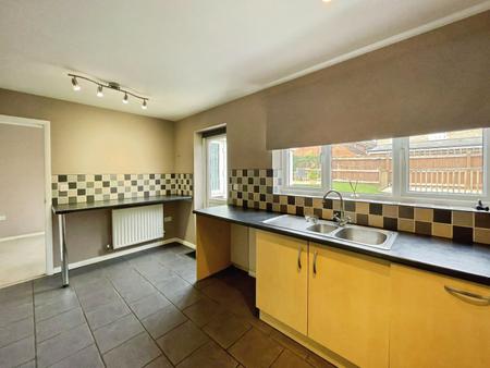 4 bedroom Detached house to let in Shorts Avenue, Shortstown, MK42