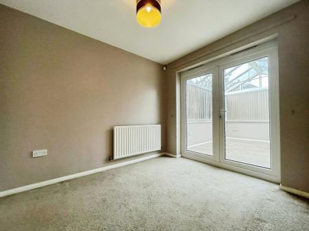 4 bedroom Detached house to let in Shorts Avenue, Shortstown, MK42