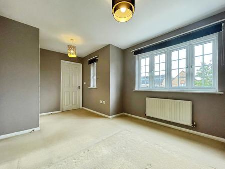 4 bedroom Detached house to let in Shorts Avenue, Shortstown, MK42