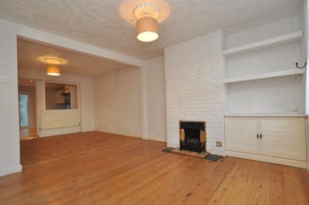 2 bedroom Cottage to let in Lawrence Road, Biggleswade, SG18