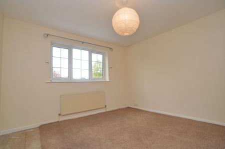 2 bedroom Cottage to let in Lawrence Road, Biggleswade, SG18