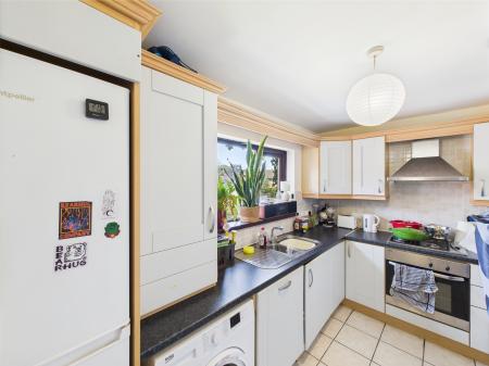 2 bedroom Flat for sale in Annadale Crescent, Belfast, BT7