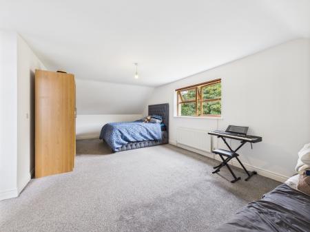 3 bedroom Apartment for sale in Ash Grove, Milltown Hill,, Shawsbridge, Belfast, BT8