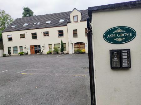 3 bedroom Apartment for sale in Ash Grove, Milltown Hill,, Shawsbridge, Belfast, BT8