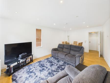 3 bedroom Apartment for sale in Ash Grove, Milltown Hill,, Shawsbridge, Belfast, BT8