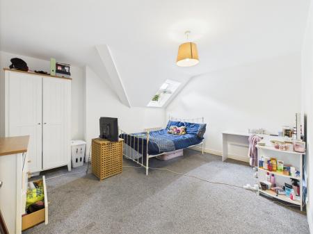 3 bedroom Apartment for sale in Ash Grove, Milltown Hill,, Shawsbridge, Belfast, BT8