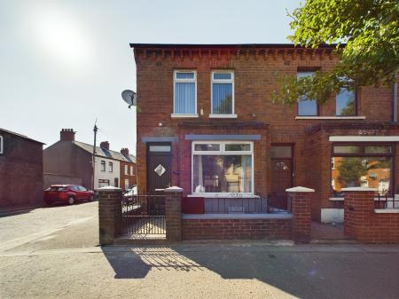 2 bedroom End of terrace house for sale in Donegall Road, Belfast, BT12