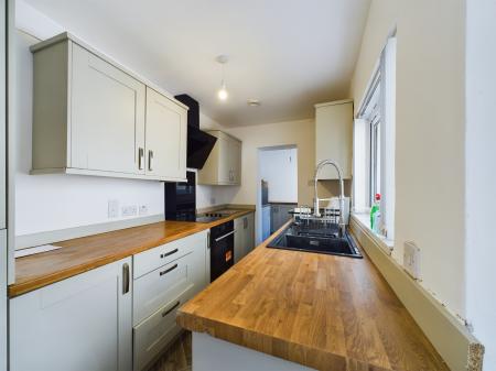 2 bedroom End of terrace house for sale in Donegall Road, Belfast, BT12