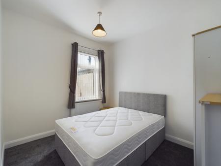 2 bedroom End of terrace house for sale in Donegall Road, Belfast, BT12