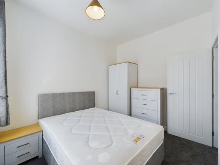 2 bedroom End of terrace house for sale in Donegall Road, Belfast, BT12