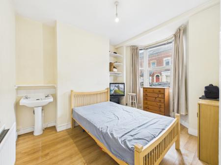 3 bedroom Terraced House for sale in Farnham Street, Belfast, BT7